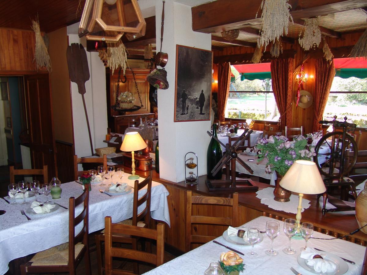 Au Sans Souci Hotel Saint-Paul-les-Monestier Bagian luar foto