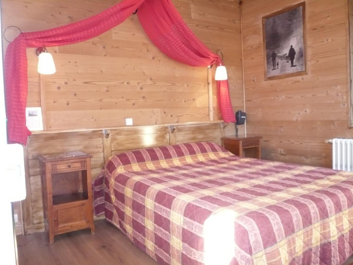 Au Sans Souci Hotel Saint-Paul-les-Monestier Bagian luar foto